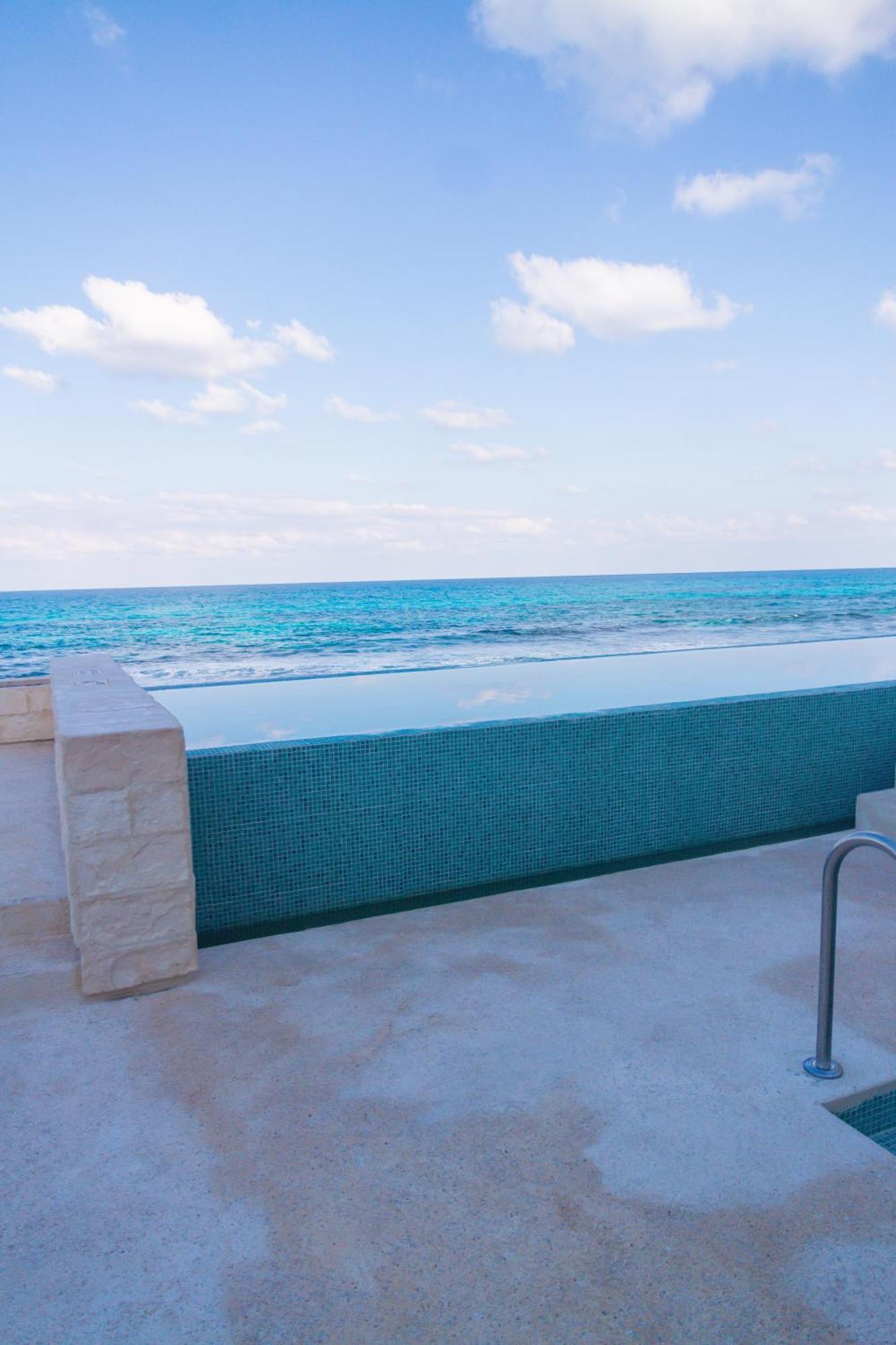 Hotel The Mint 5*